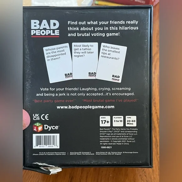 2/30$ 🛍️ Bad People Card Game - Picture 2 of 7